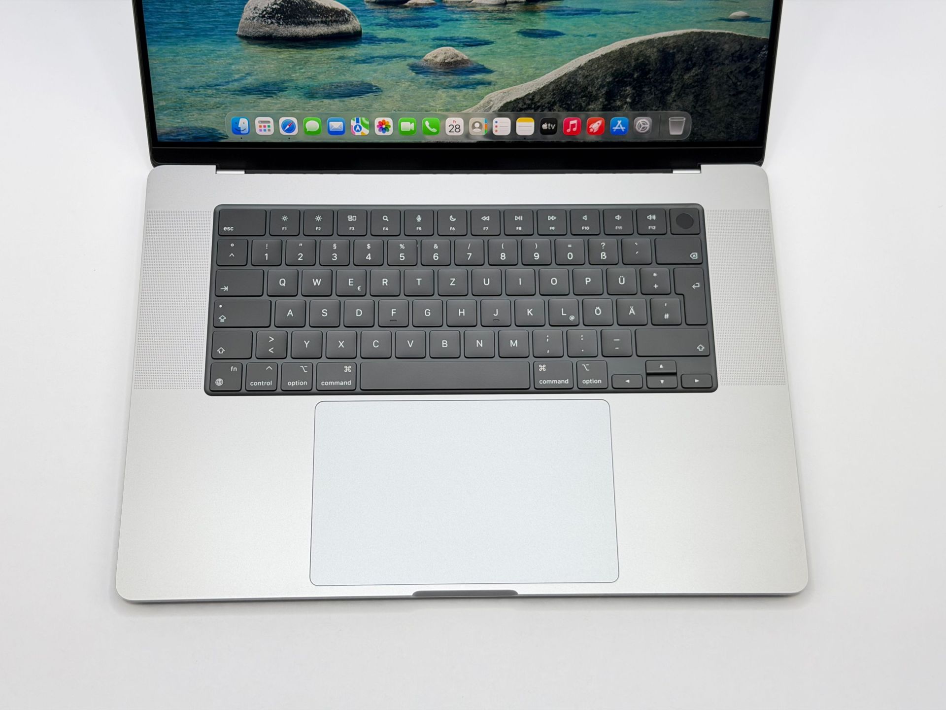 Apple MacBook Pro 16“ M1 MAX 10C CPU 32C GPU 2 TB SSD 64 GB Ram 2021 ...
