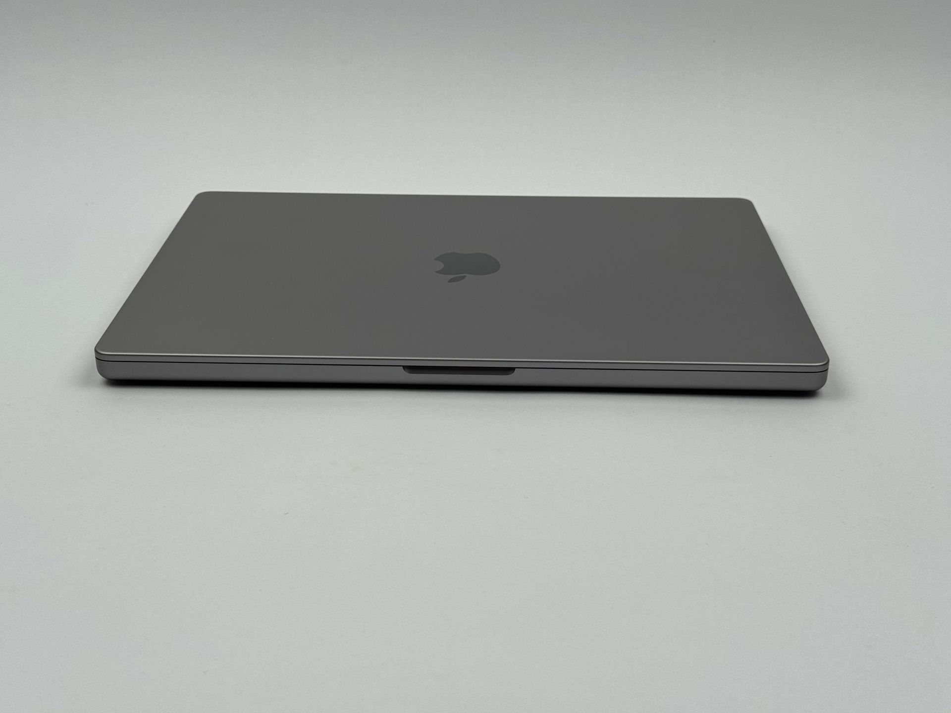 Apple MacBook Pro 16“ M1 MAX 10C CPU 32C GPU 1 TB SSD 32 GB Ram 2021 ...